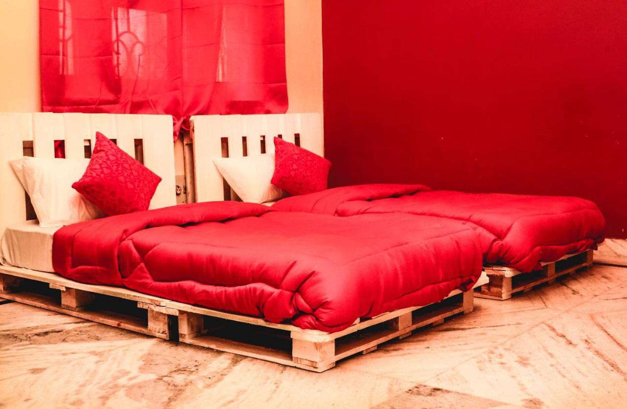Farmstay - Capsule Den Yeni Delhi Dış mekan fotoğraf