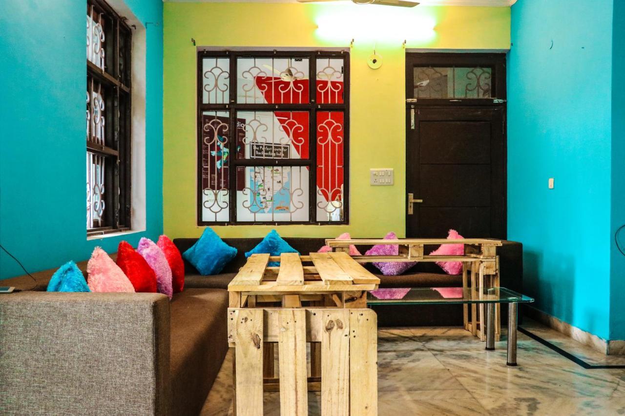 Farmstay - Capsule Den Yeni Delhi Dış mekan fotoğraf