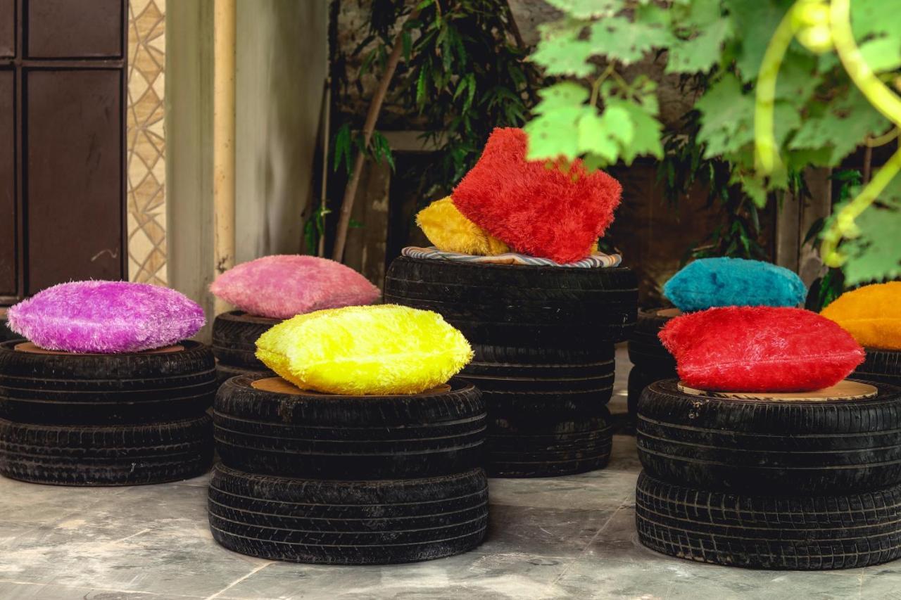 Farmstay - Capsule Den Yeni Delhi Dış mekan fotoğraf