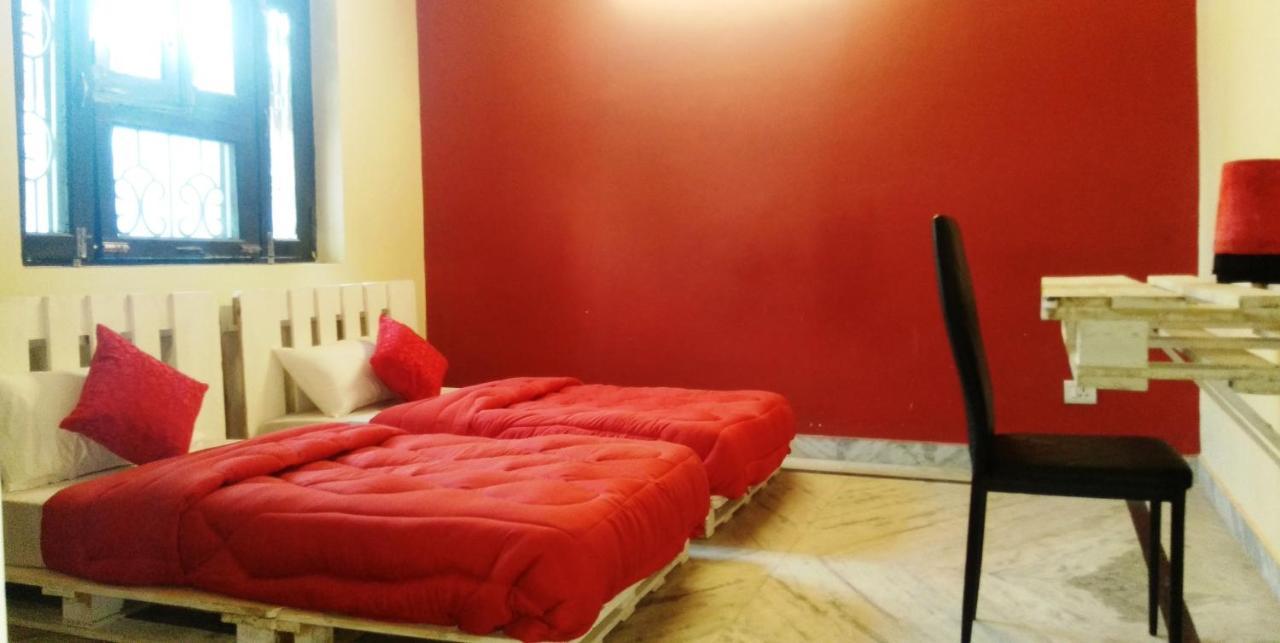 Farmstay - Capsule Den Yeni Delhi Dış mekan fotoğraf