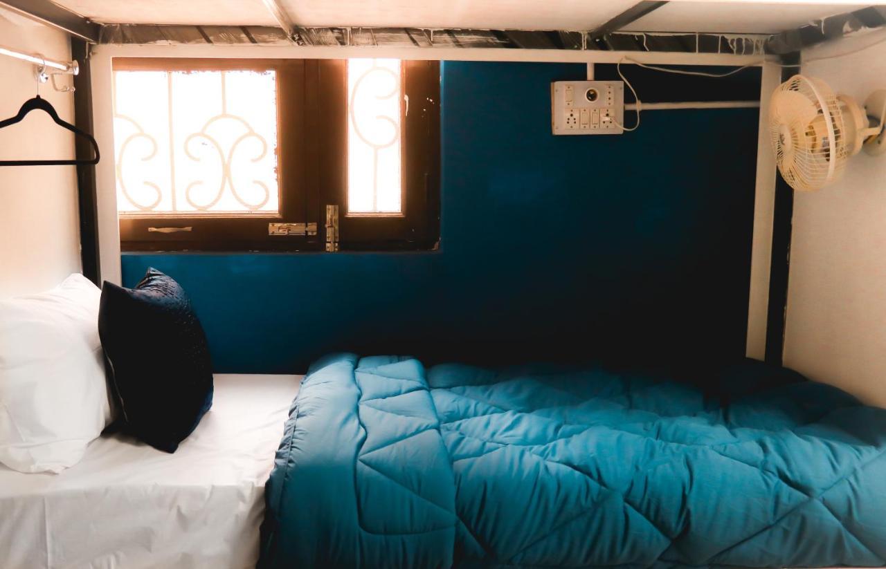 Farmstay - Capsule Den Yeni Delhi Dış mekan fotoğraf