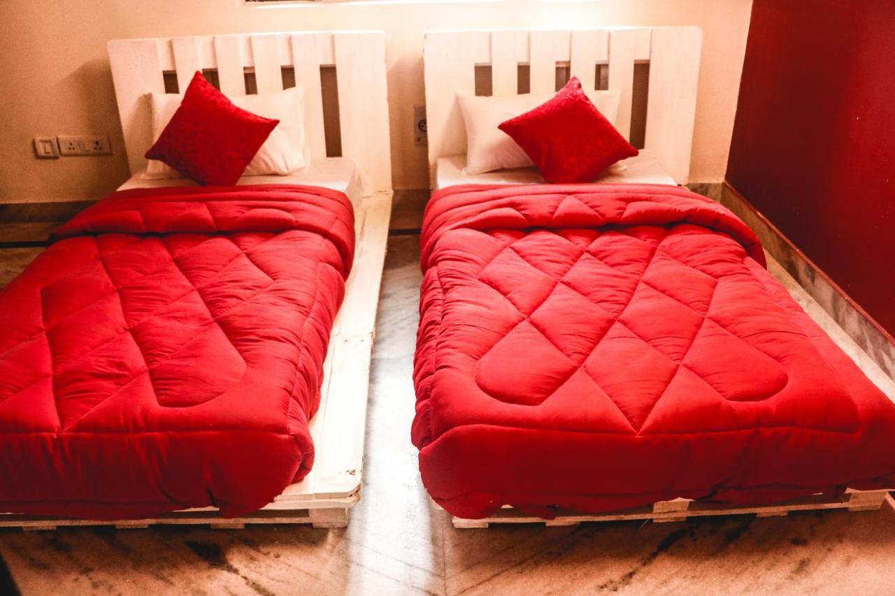 Farmstay - Capsule Den Yeni Delhi Dış mekan fotoğraf