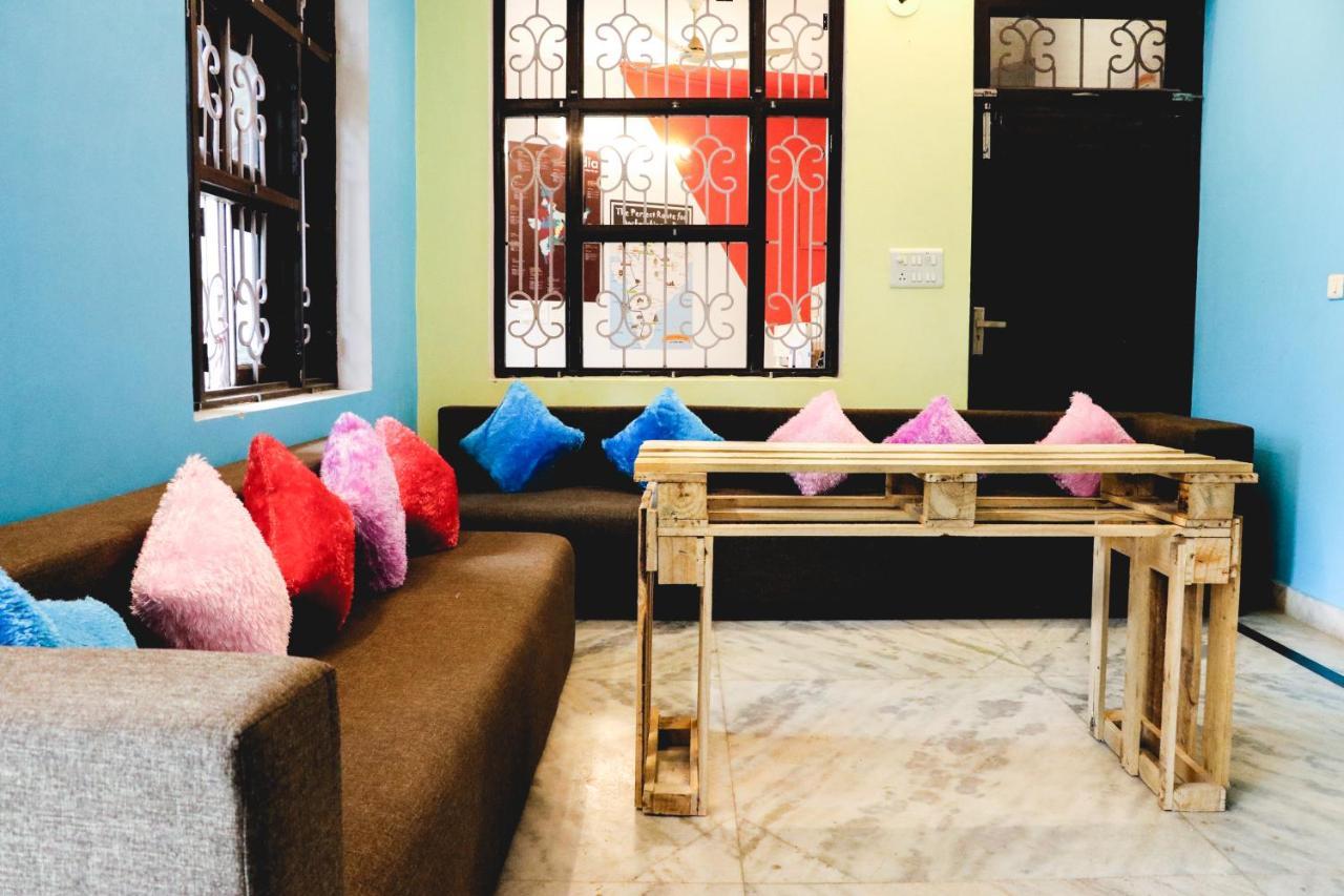 Farmstay - Capsule Den Yeni Delhi Dış mekan fotoğraf